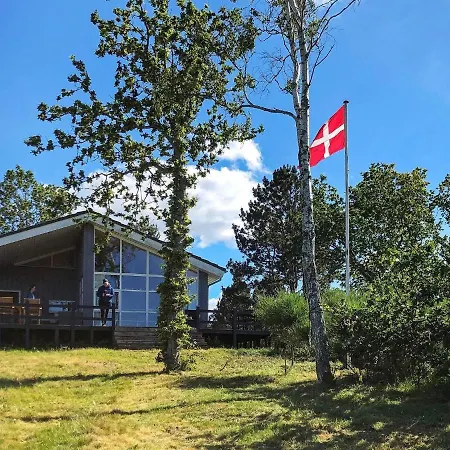 4 Star Holiday In * Glesborg