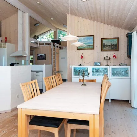 4 Star Holiday In Сasa de vacaciones Glesborg